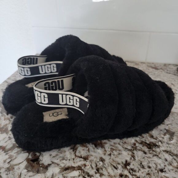 UGG Fluff Yeah Slides size 4‎ - Picture 3 of 10